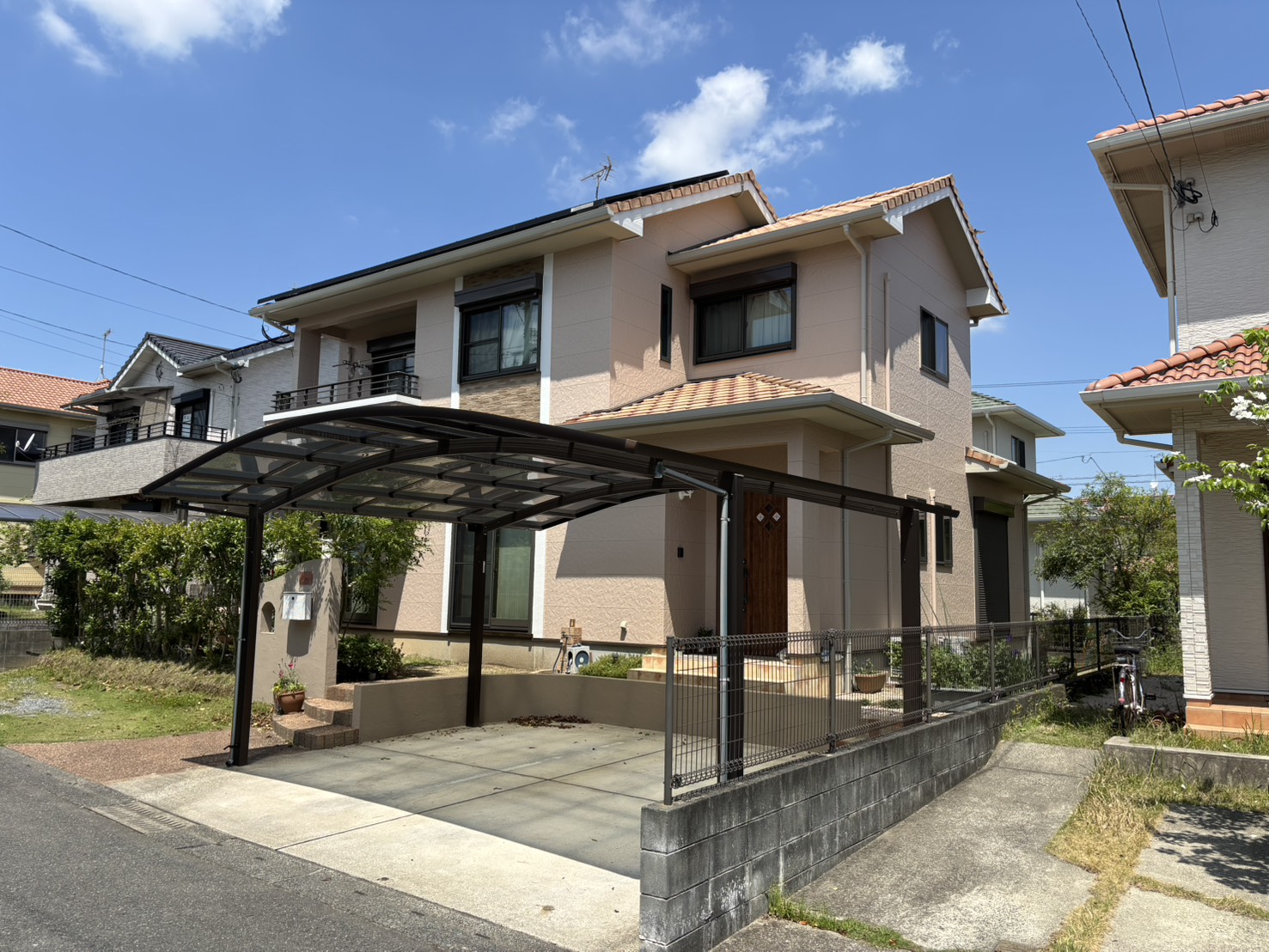 鳥栖市弥生が丘の住宅塗り替え　完成です(^O^)／