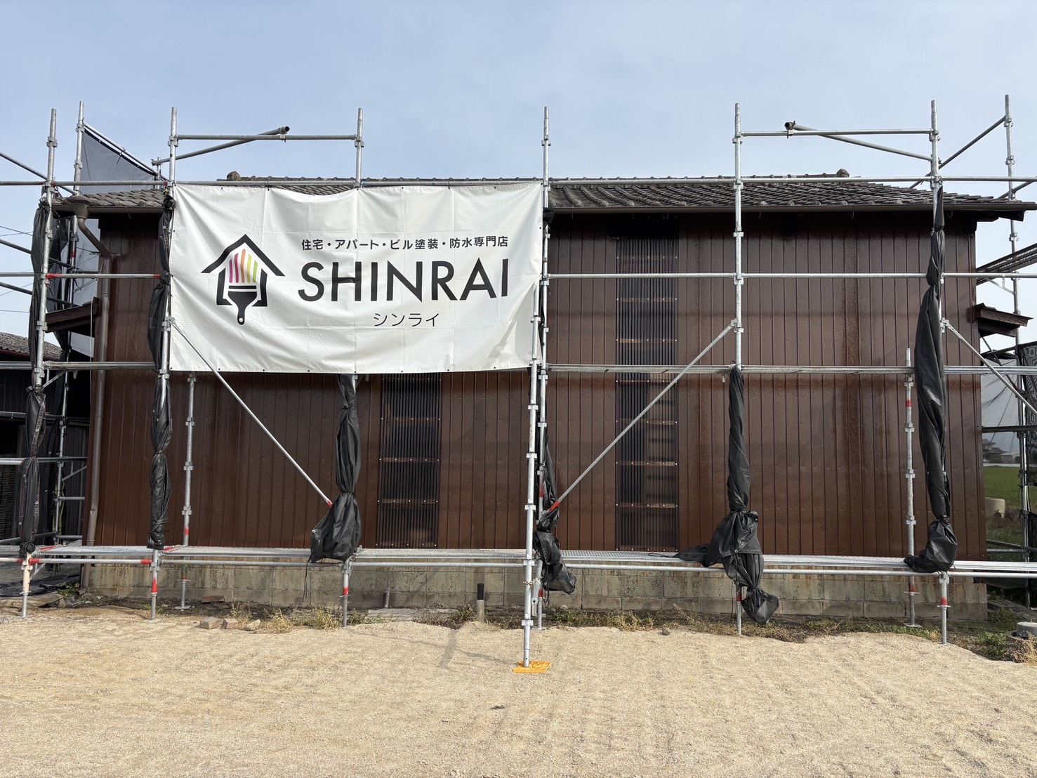 佐賀市諸富町で倉庫塗装！(*^^)v