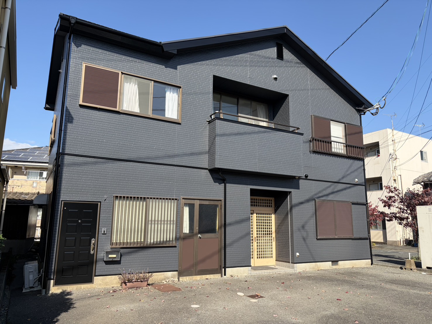 鳥栖市東町の住宅塗装完成編　ペンキ屋　シンライ　(^<^)